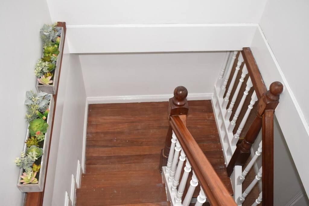 Seaside 3 Bed Killybegs Property On Main Street Exterior photo